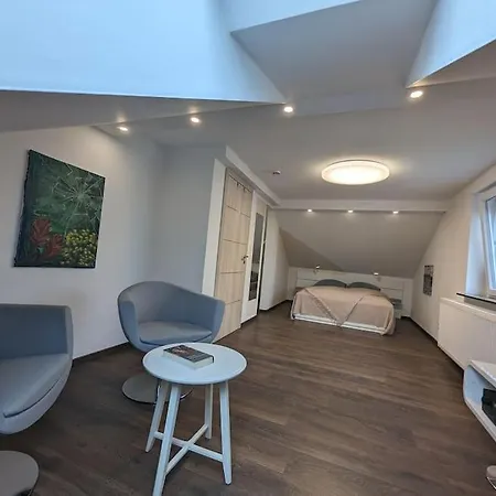 アパート Unsere Dachwohnung Fuer Deine Erholung *