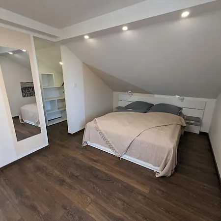 Unsere Dachwohnung Fuer Deine Erholung *